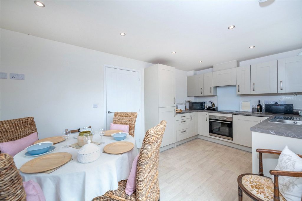Property photo 2 of 14 Picture No. 06