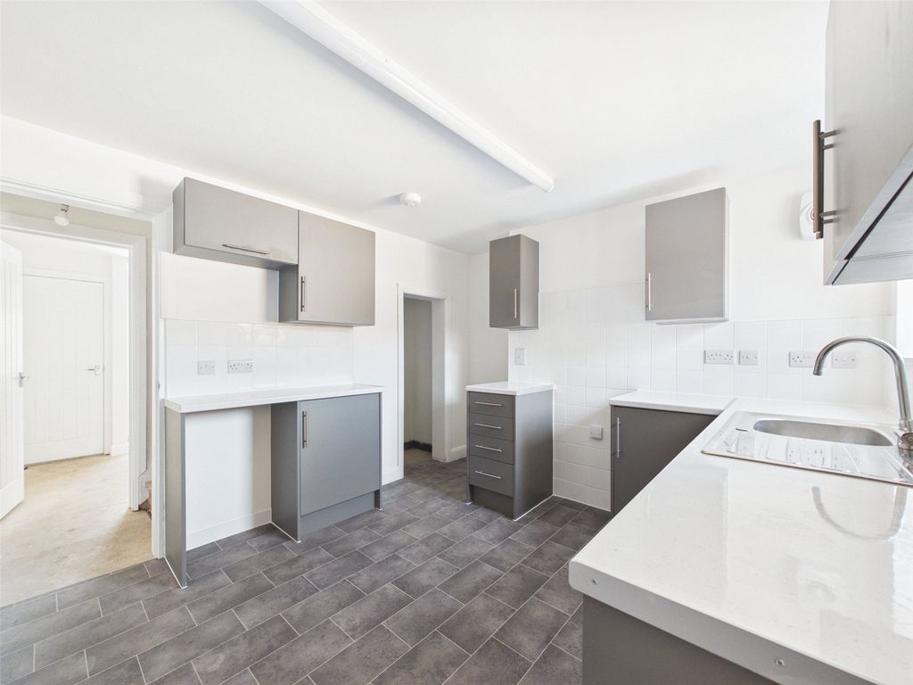 Property photo 2 of 11 Picture No. 02