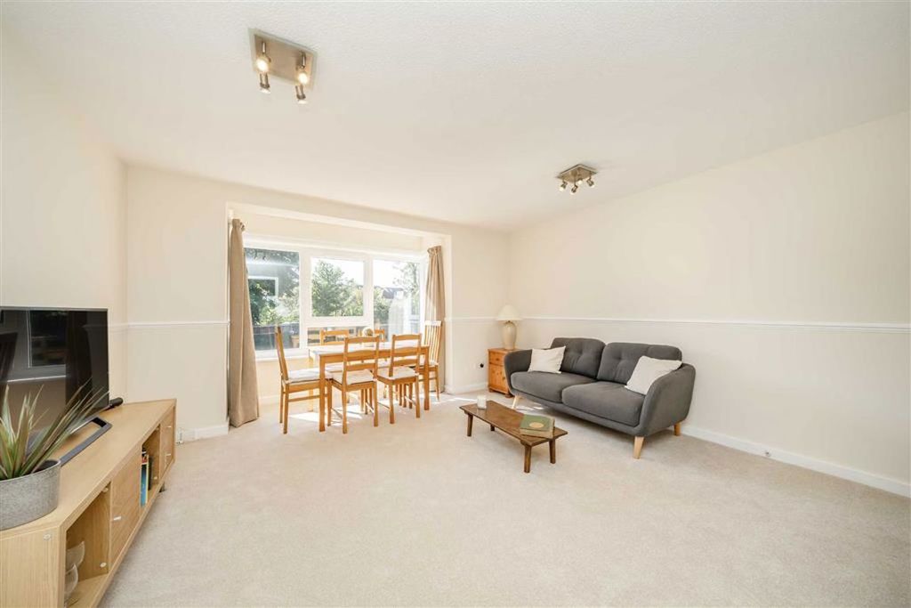 Property photo 3 of 7