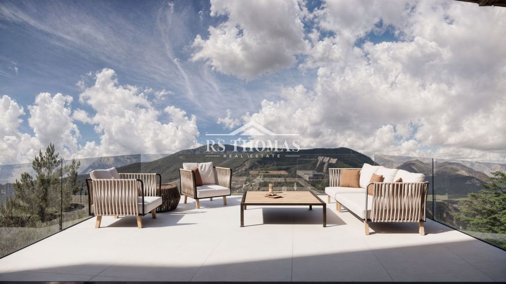 Property photo 3 of 50