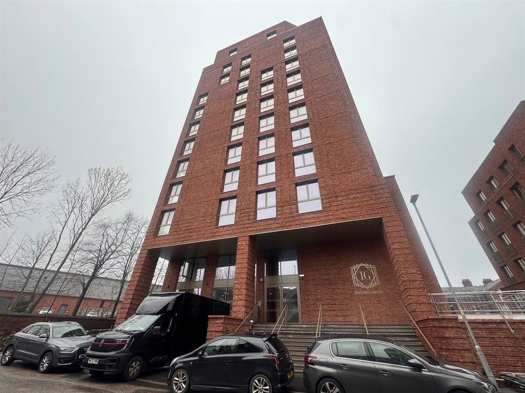 Property photo 3 of 15