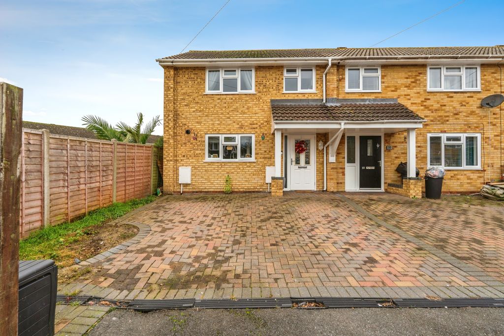 Property photo 1 of 17 Photography
