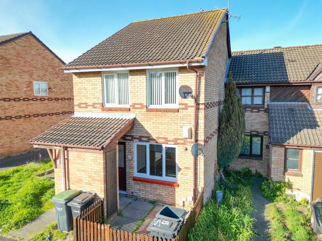 Property photo 2 of 23 4179083