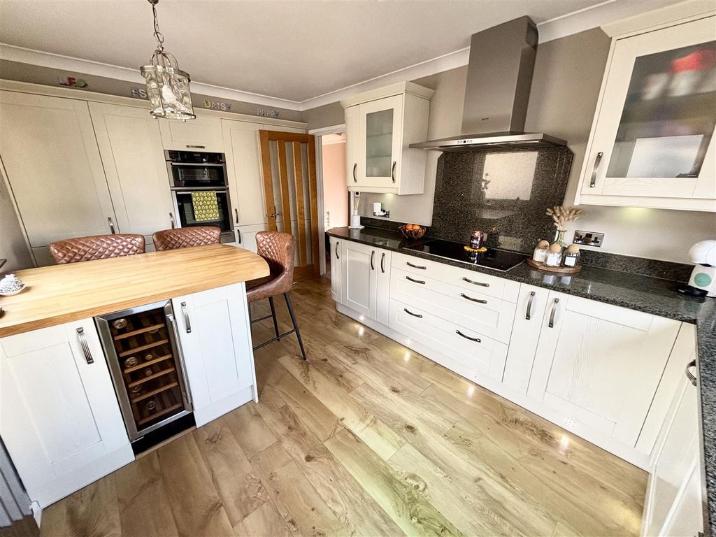 Property photo 2 of 23 Img_3385.Jpeg