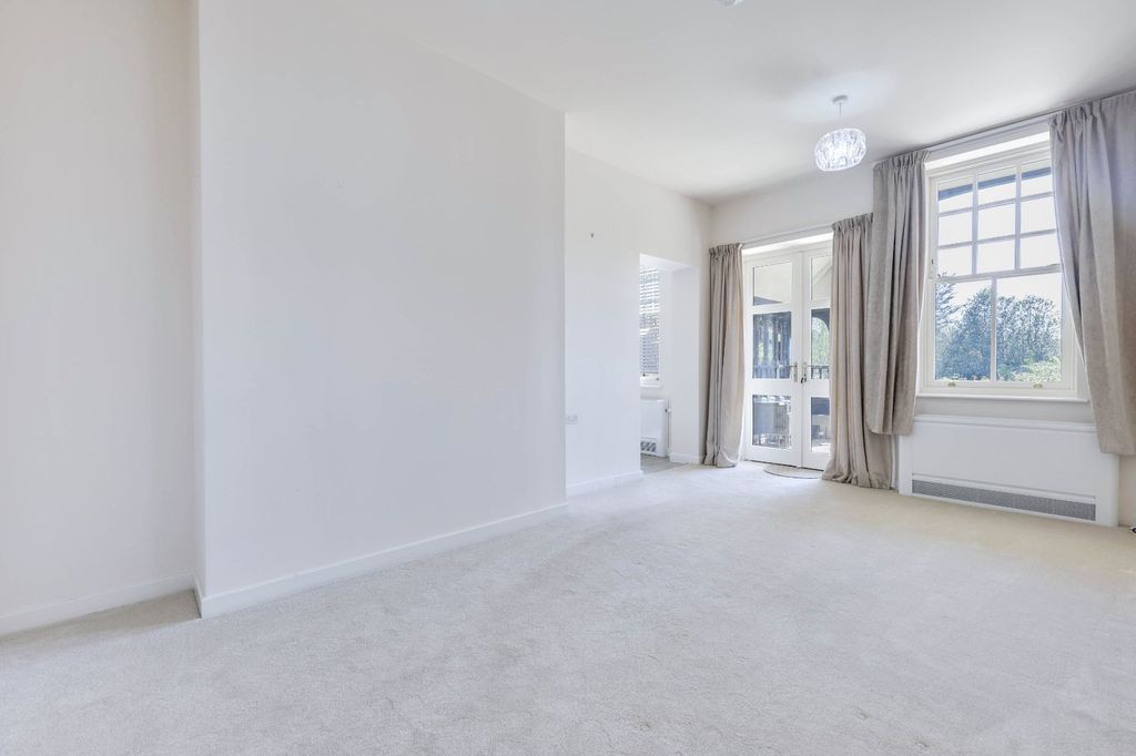 Property photo 3 of 13 Picture No. 06