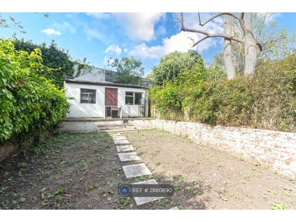 Property photo 2 of 4