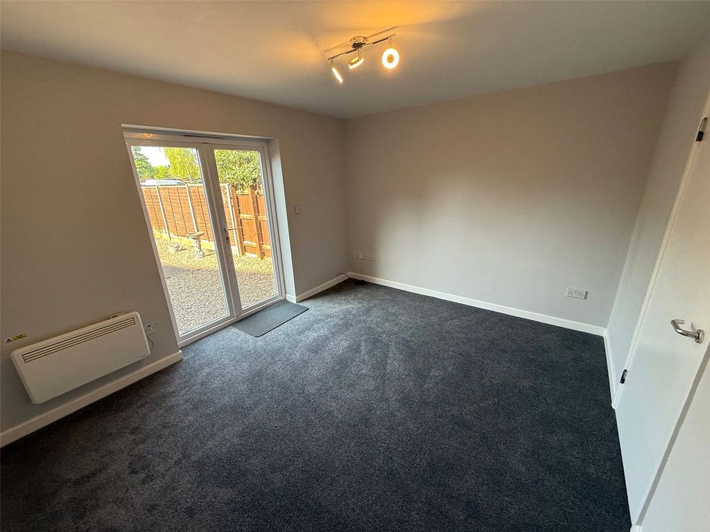 Property photo 3 of 17 Picture No. 16