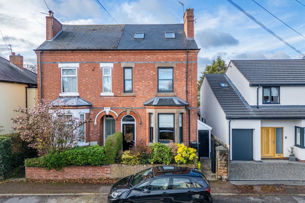 Property photo 1 of 24