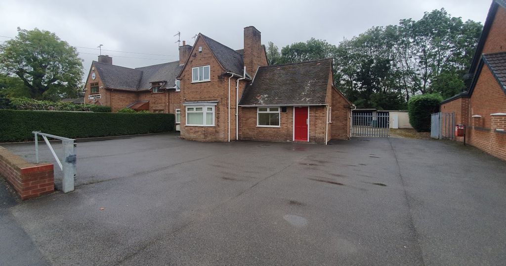 Property photo 1 of 33
