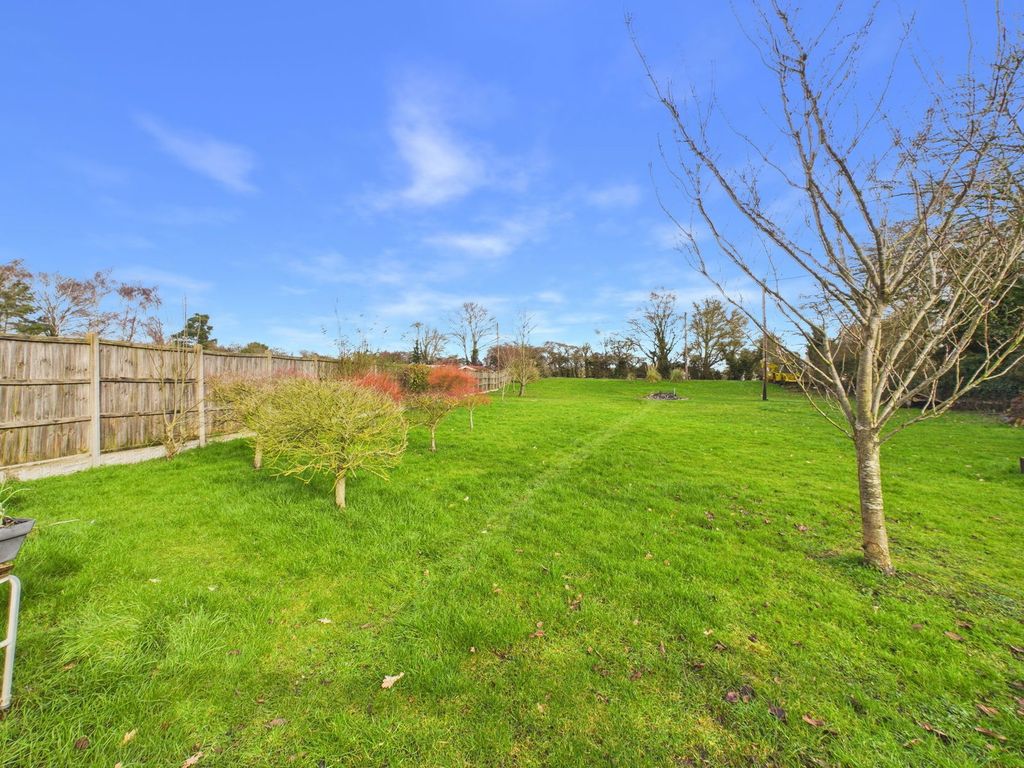 Property photo 3 of 19