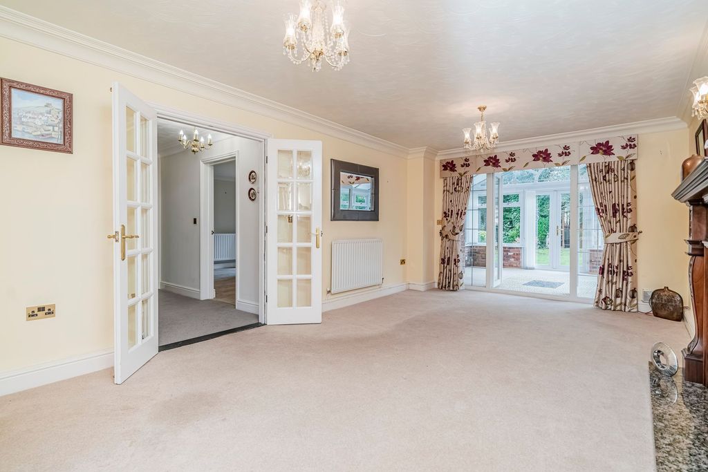 Property photo 3 of 69