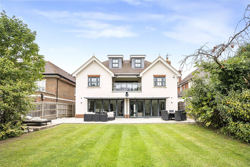 Property photo 2 of 36 Picture No. 54