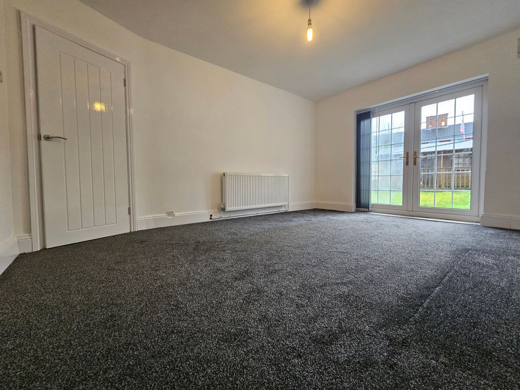 Property photo 3 of 21 Image