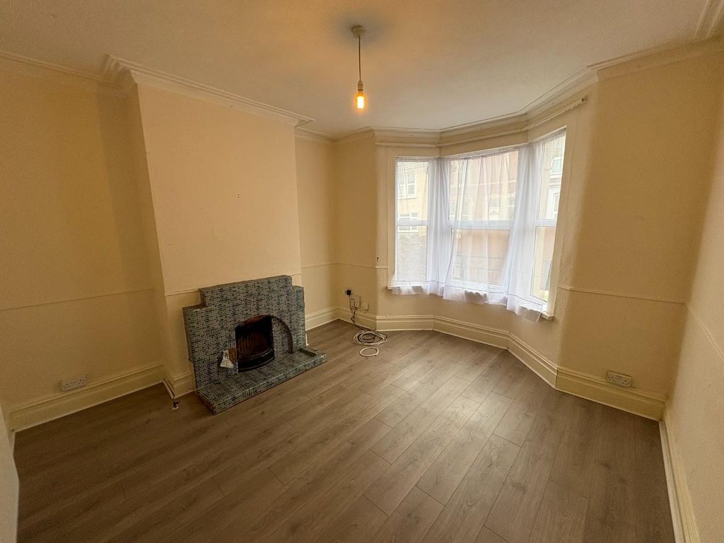 Property photo 2 of 15 Img_4731.Jpeg