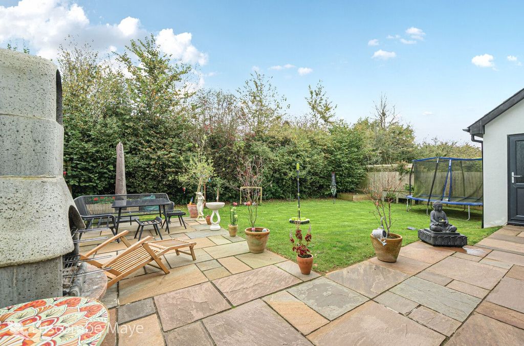 Property photo 3 of 16