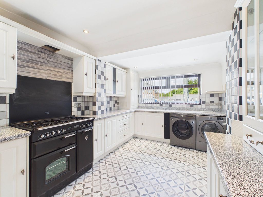 Property photo 1 of 35