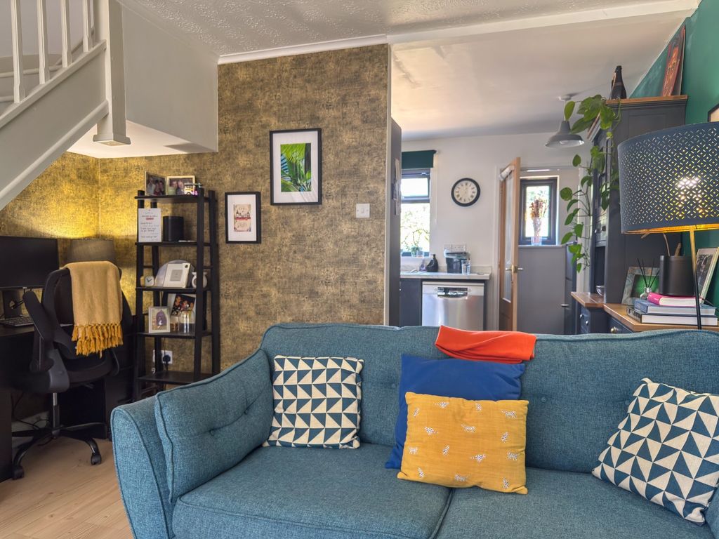 Property photo 3 of 14 5304636