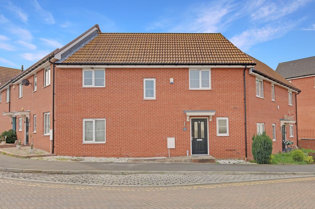 Property photo 1 of 17 4990541