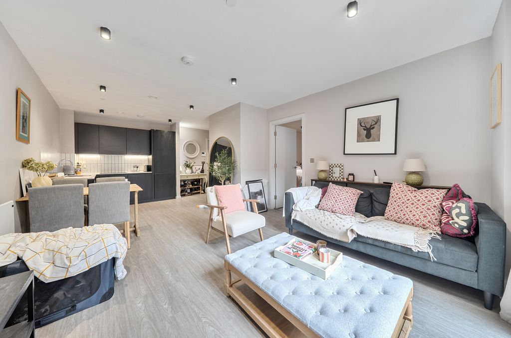 Property photo 1 of 14 1457314-7-6A1E9c5...