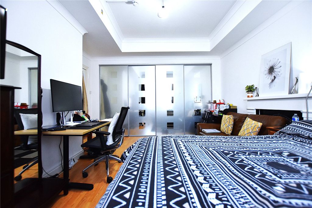 Property photo 1 of 11 Picture No. 04