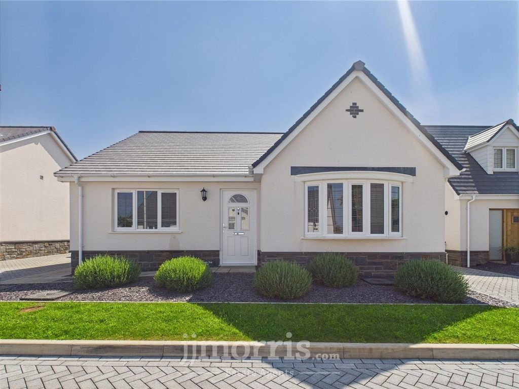 Property photo 1 of 28 Cam02121G0-Pr0151-Still006.Jpg
