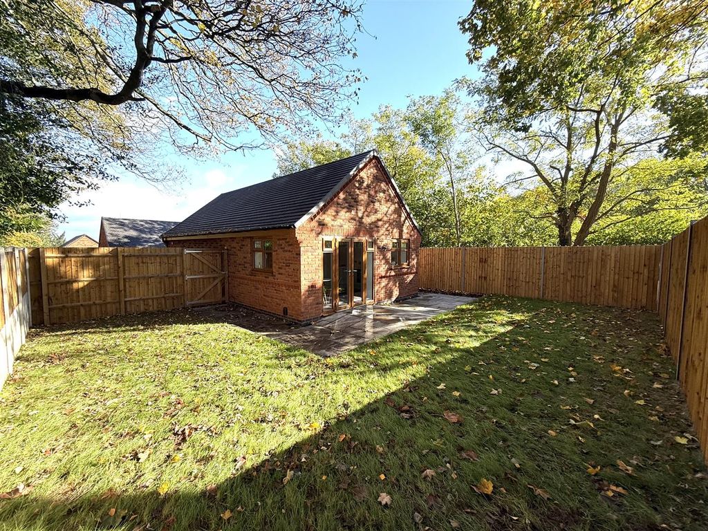 Property photo 1 of 13 98C Rear C.Jpeg