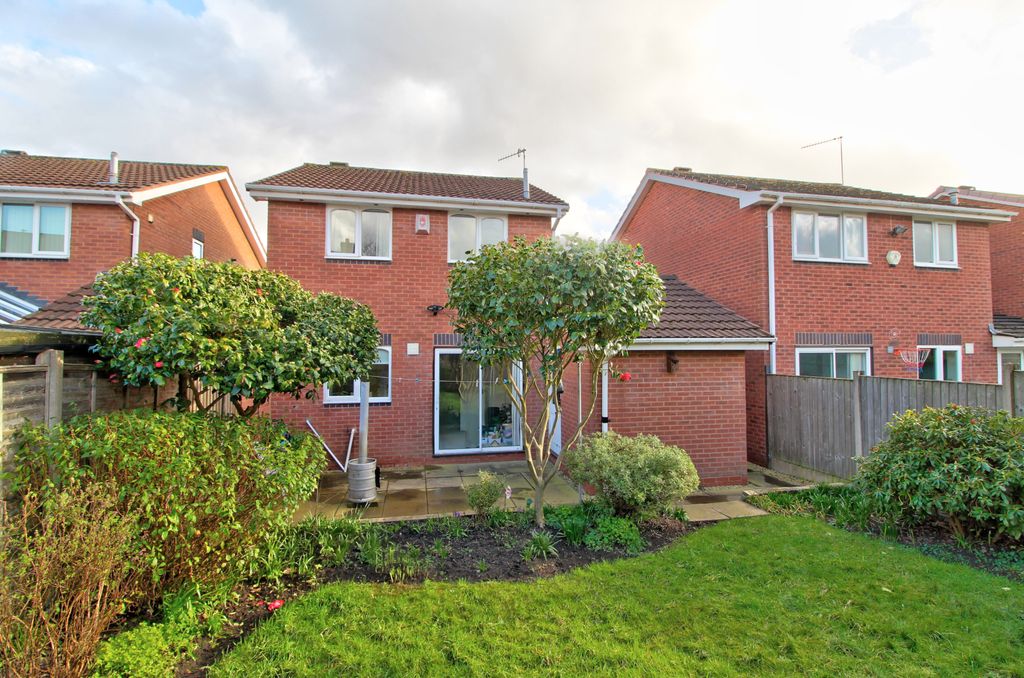 Property photo 2 of 22 Rear