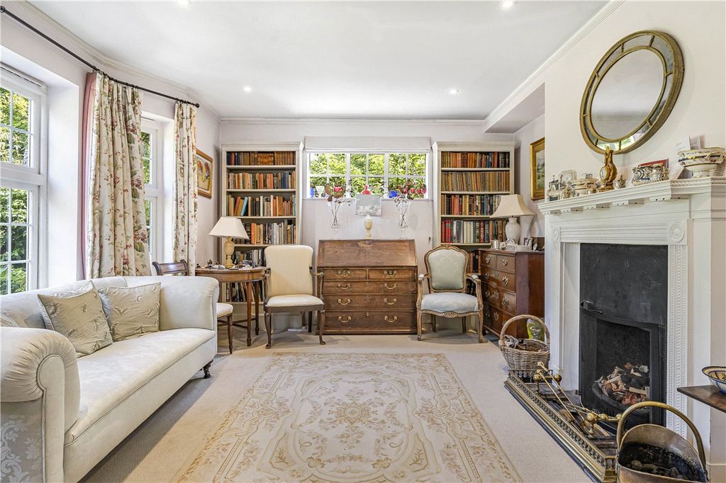 Property photo 3 of 44 Picture 3