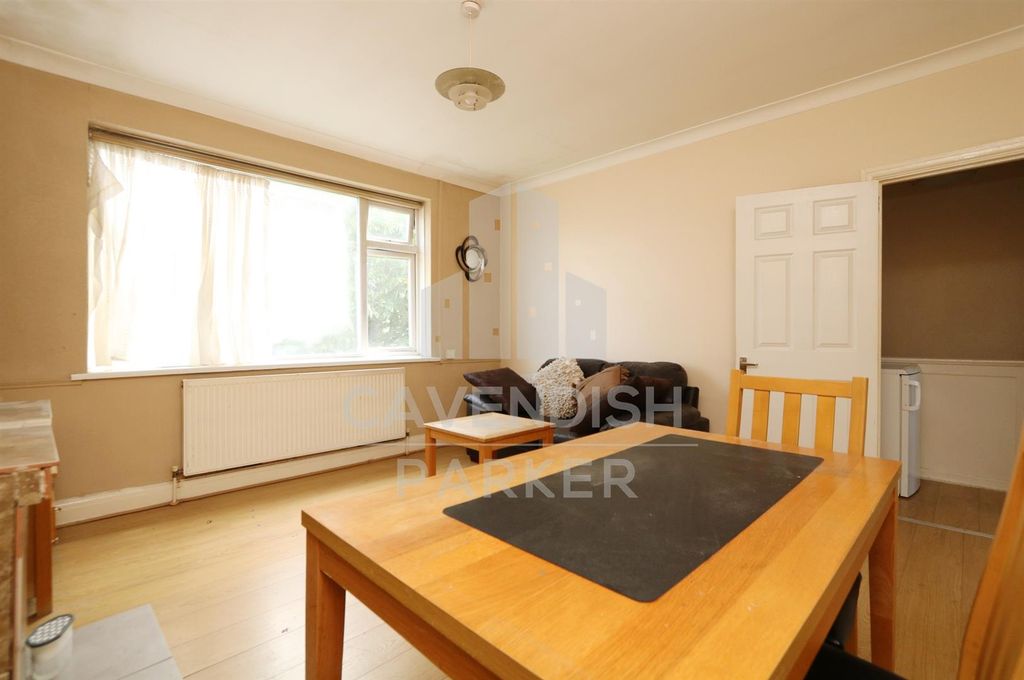 Property photo 3 of 7 2.Jpg