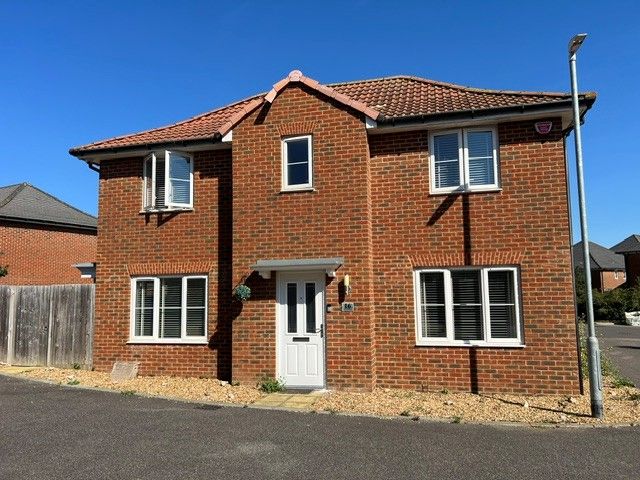 Property photo 1 of 11 Outside