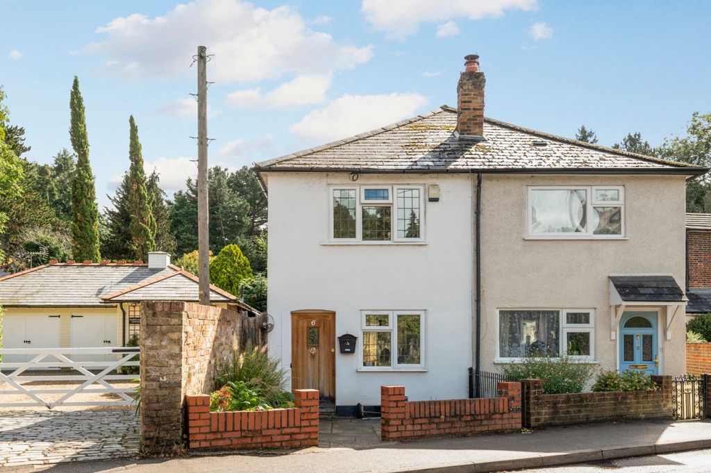 Property photo 1 of 11