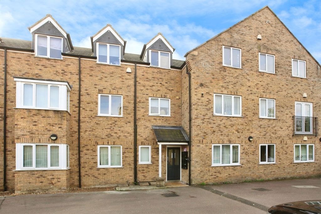 Property photo 1 of 9