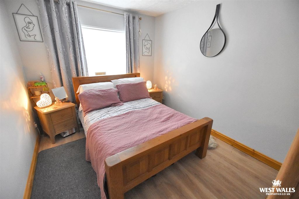 Additional image 13 of 3 bed detached bungalow for saleSilverstream Drive, Hakin, Milford Haven SA73