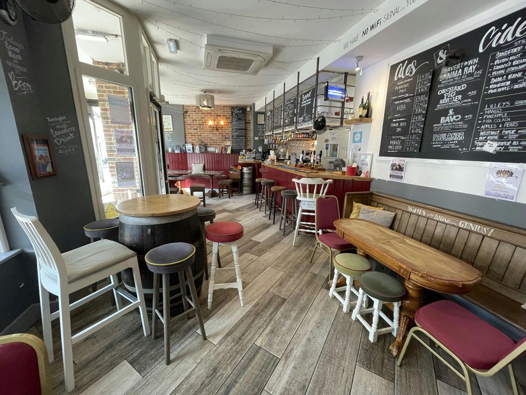 Property photo 2 of 6 Photo 19092024 10 08 33.Jpg