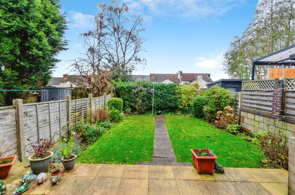 Property photo 2 of 19