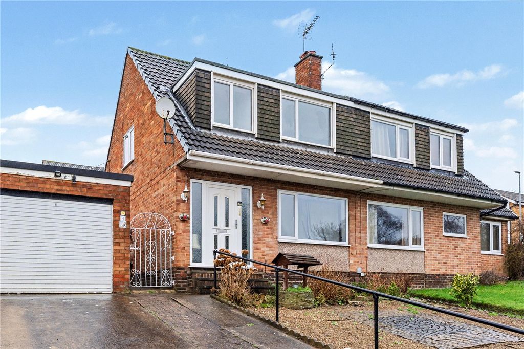 Property photo 1 of 12 Front