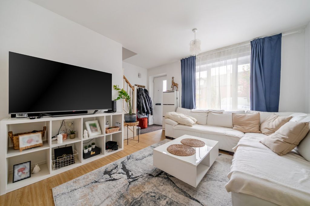 Property photo 3 of 19 Picture No. 14