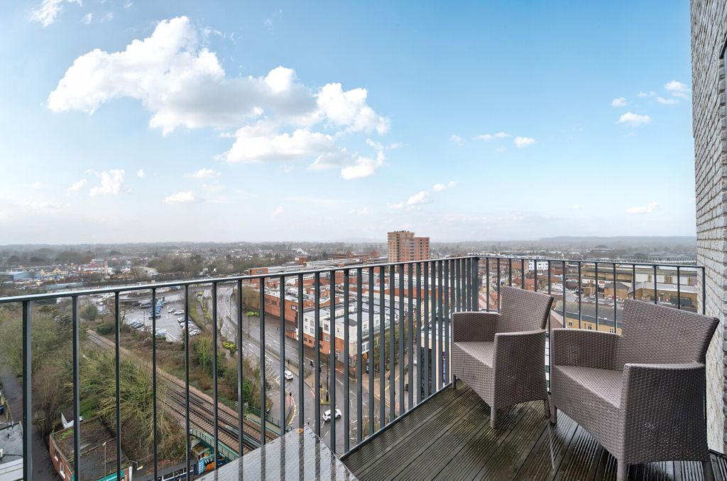 Property photo 3 of 16