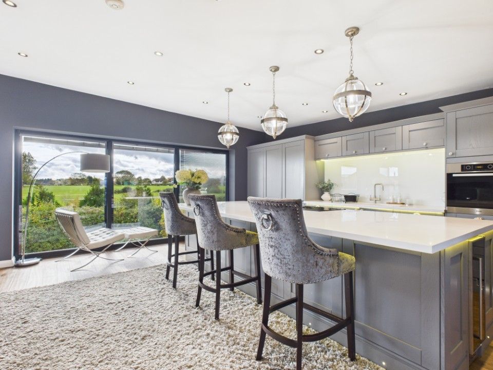 Property photo 3 of 29