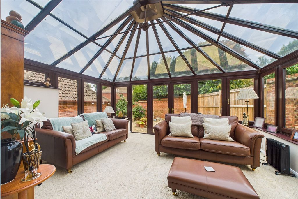 Property photo 3 of 11 Picture No. 16