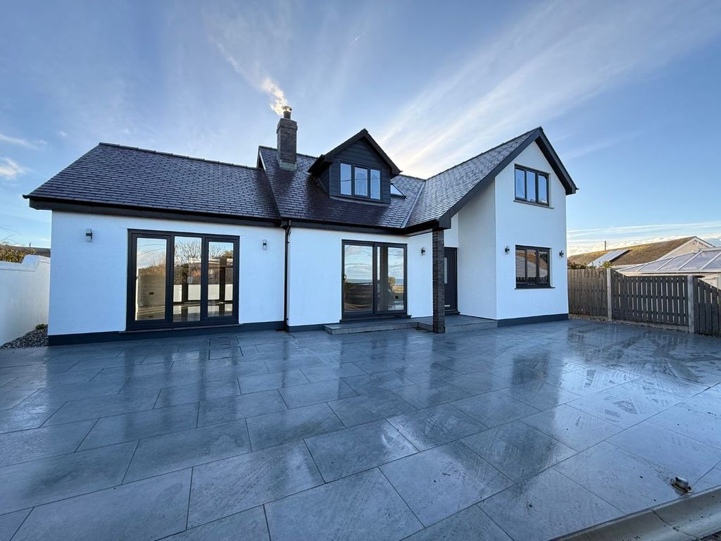 Property photo 1 of 35