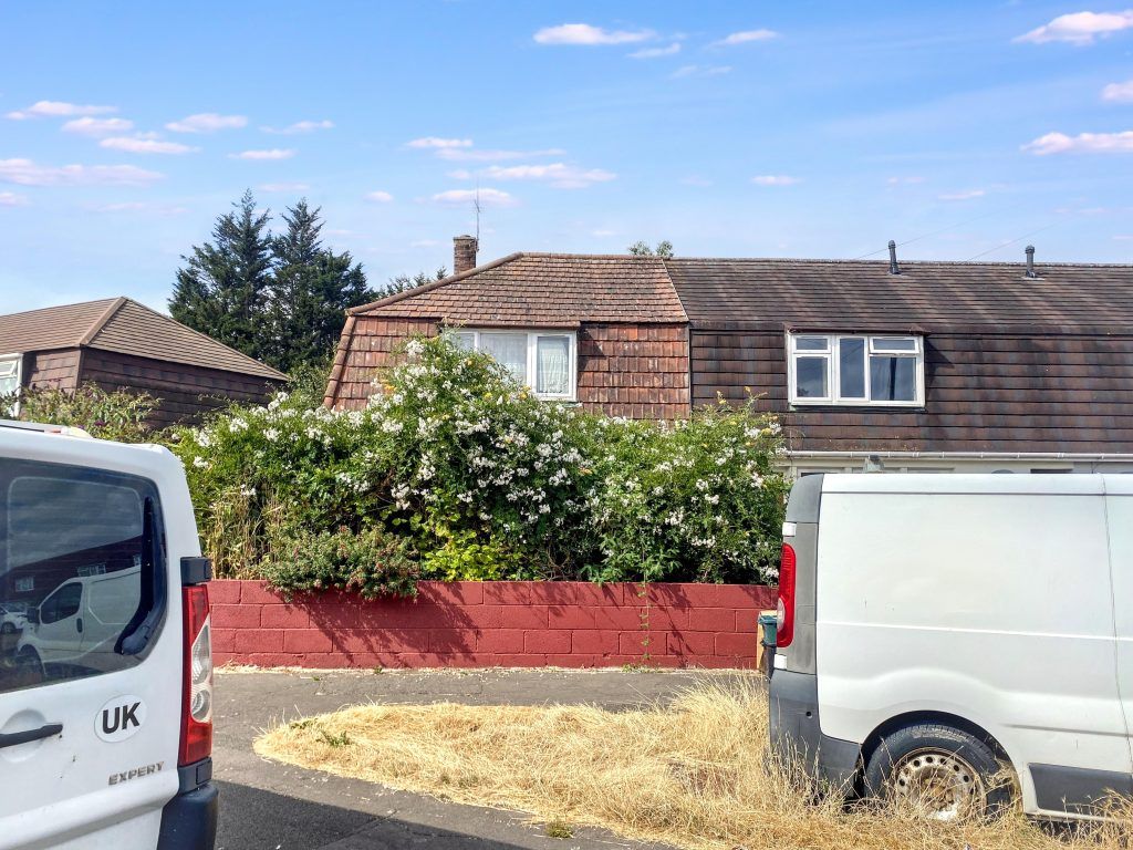 Property photo 2 of 14