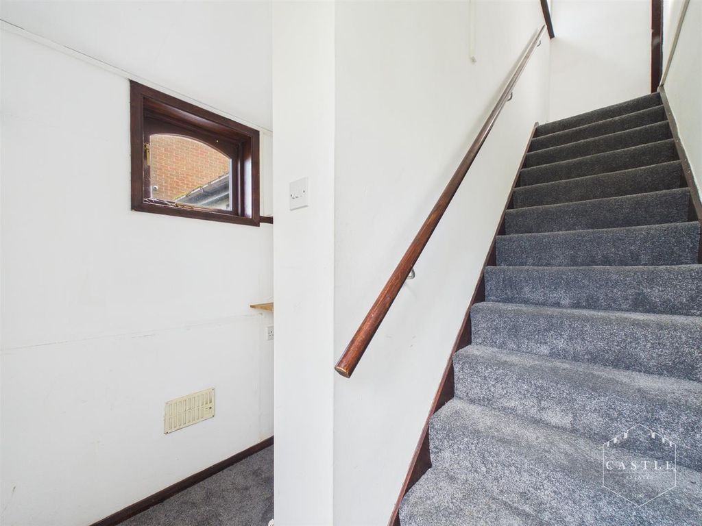 Property photo 2 of 6 Cam02833G0-Pr0759-Still005.Jpg