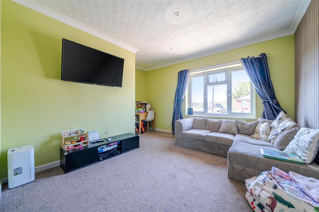 Property photo 3 of 14 1437306-6-69d64905c8E1c.Jpg