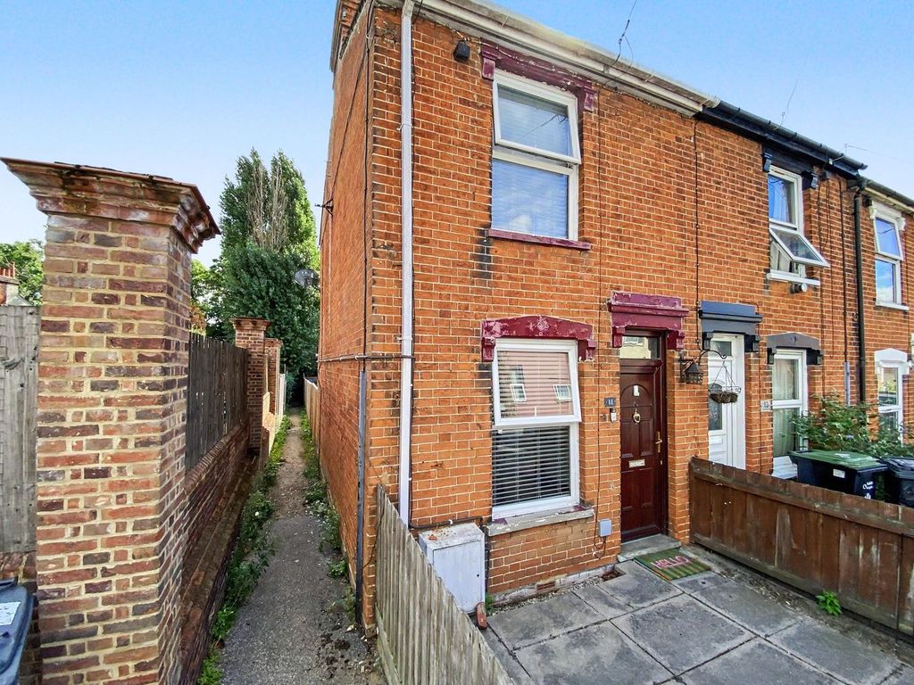 Property photo 1 of 25