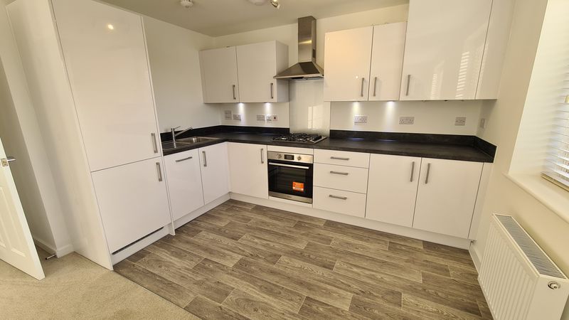 Property photo 3 of 10 Photo 3