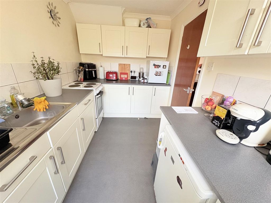 Property photo 3 of 12 Img_2655.Jpg