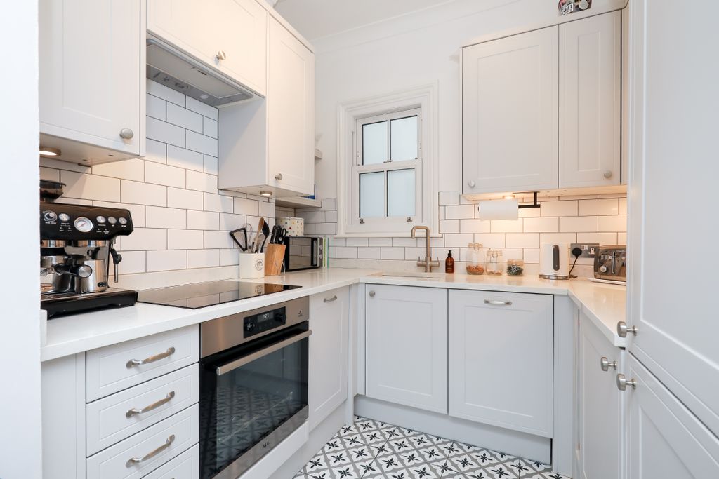 Property photo 2 of 9 5A1A6083