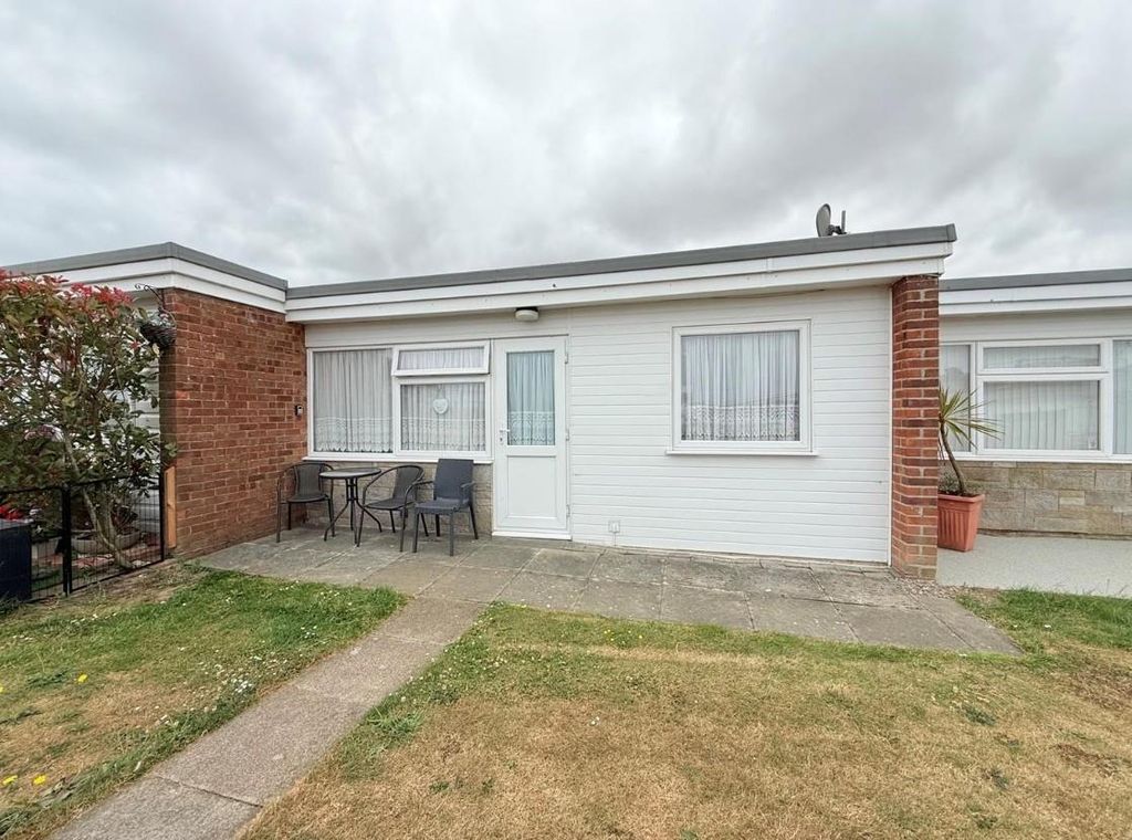 Property photo 1 of 11 Front View