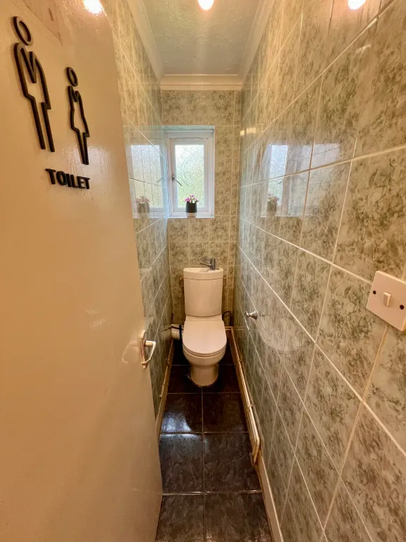 Property photo 2 of 8